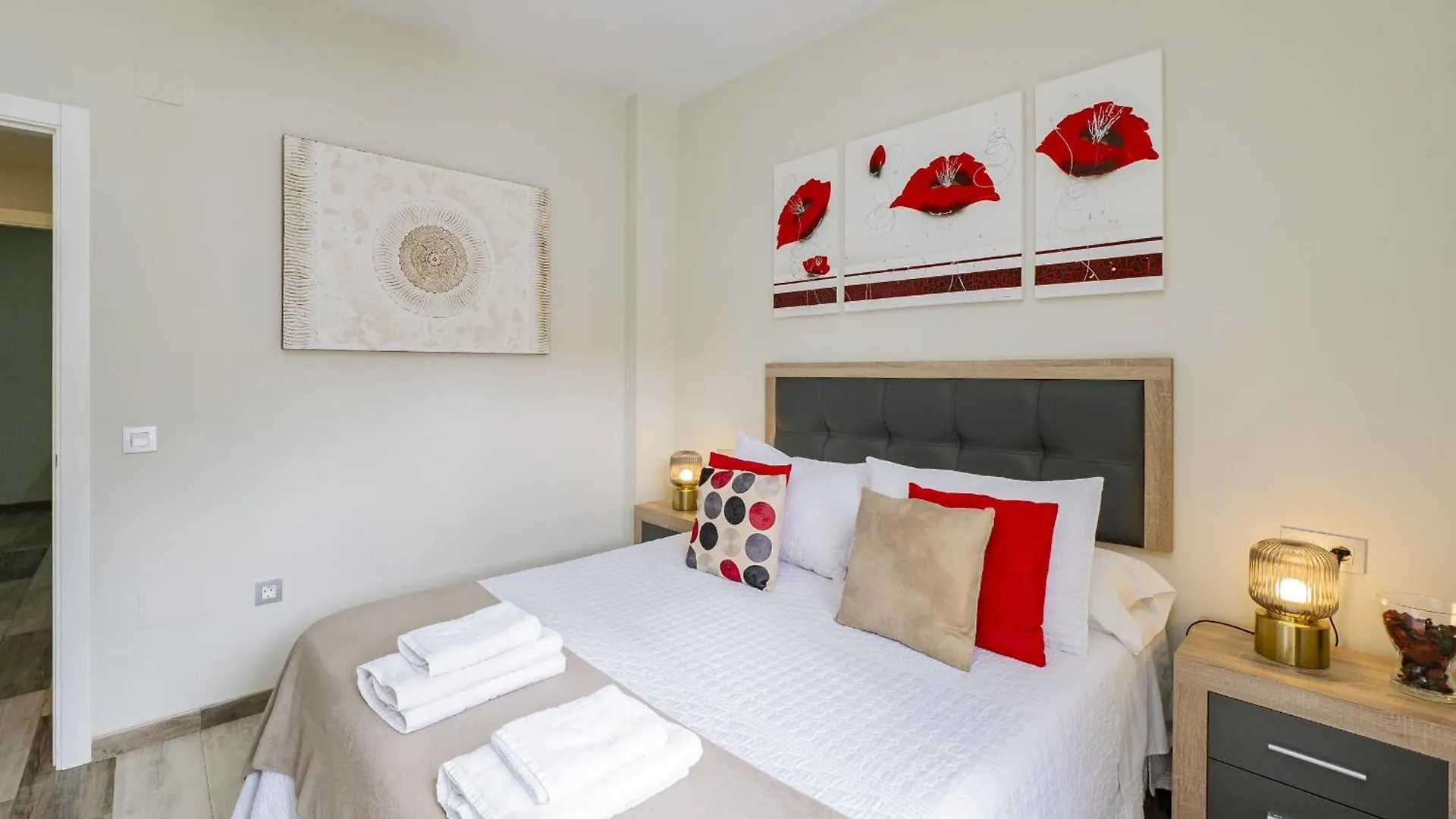 Apartment Cubo'S Urban Suite Town Centre Alhaurin el Grande